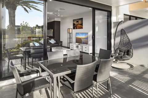 The Residences At The Peninsula - Australia Accommodation 15