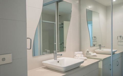 De Ville Apartments - Australia Accommodation 25