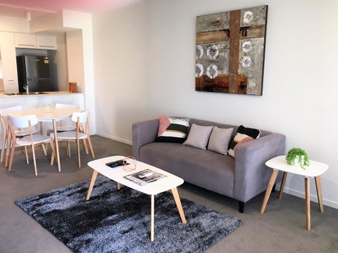 Mowbray East Apartments - Australia Accommodation 8