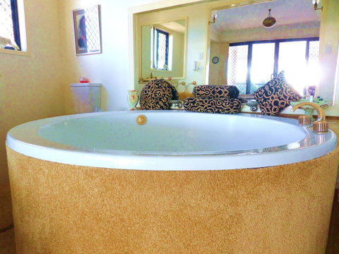 Gaia On Bribie Island - Australia Accommodation 12
