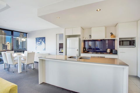 Mantra Circle On Cavill - Australia Accommodation 19