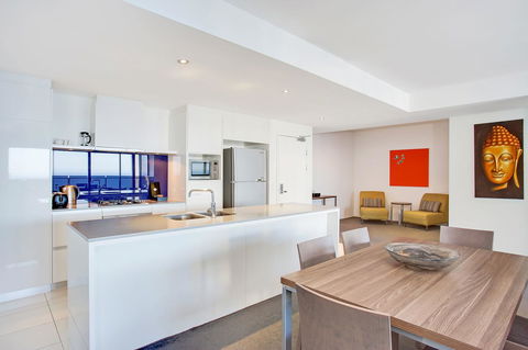 Mantra Circle On Cavill - Australia Accommodation 11