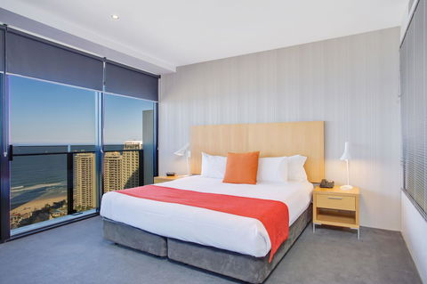 Mantra Circle On Cavill - Australia Accommodation 27