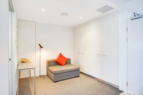 Mantra Circle On Cavill - Australia Accommodation 31