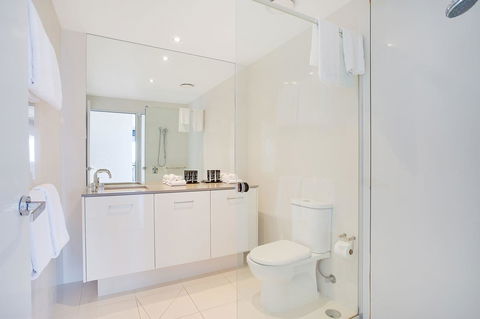 Mantra Circle On Cavill - Australia Accommodation 4