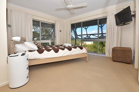 Raintrees Moffat Beach - Australia Accommodation 18
