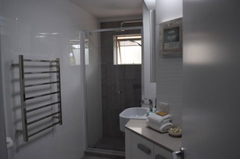Raintrees Moffat Beach - Australia Accommodation 9
