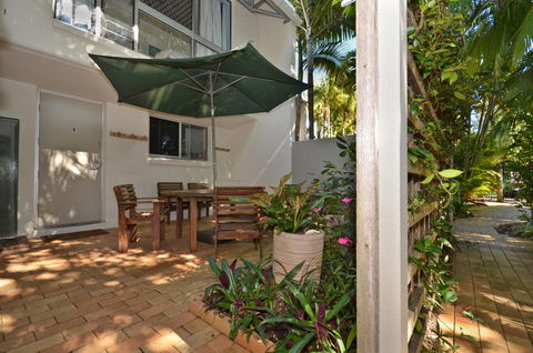 Raintrees Moffat Beach - Australia Accommodation 22