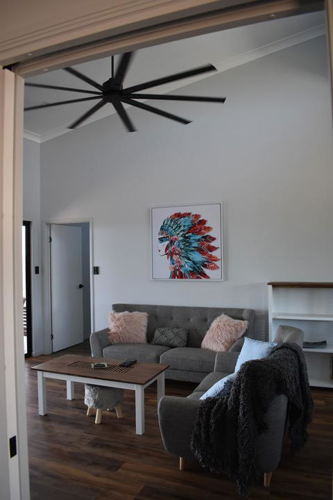 Ironbark House - Australia Accommodation 15