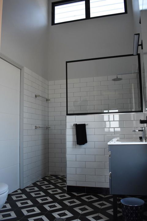 Ironbark House - Australia Accommodation 28