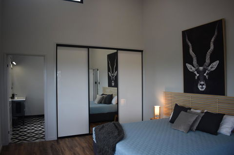 Ironbark House - Australia Accommodation 25