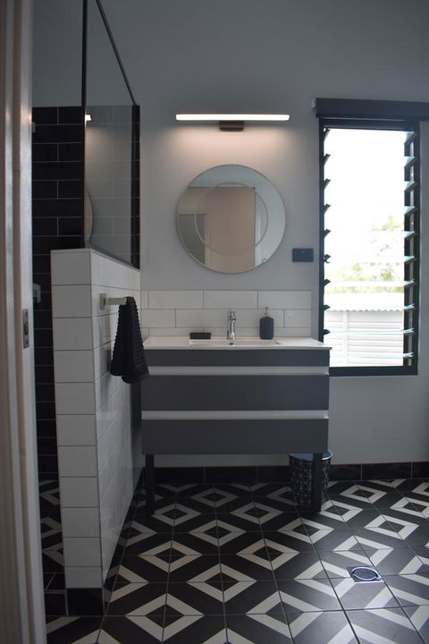 Ironbark House - Australia Accommodation 13