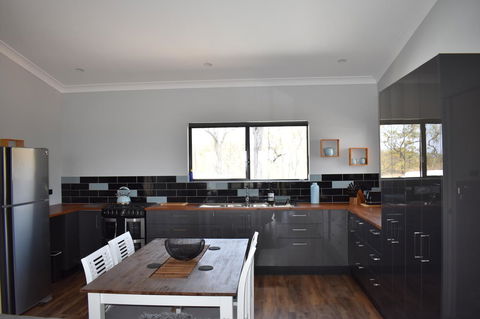 Ironbark House - Australia Accommodation 43