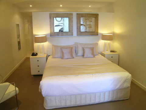Coral Cove Apartments - Australia Accommodation 14
