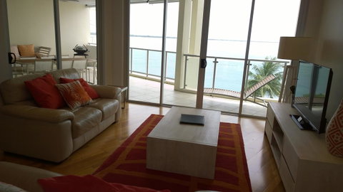 Coral Cove Apartments - Australia Accommodation 28