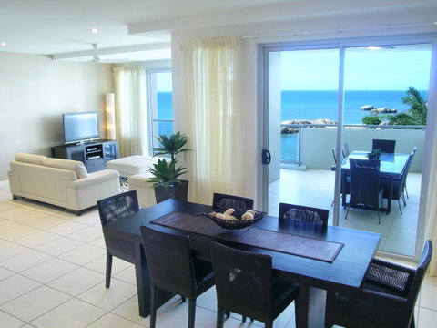 Coral Cove Apartments - Australia Accommodation 15