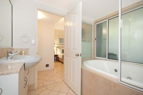 The Newport On Macrossan - Adults Only - Australia Accommodation 2