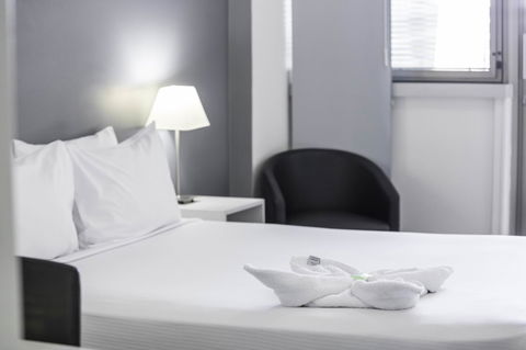 George Williams Hotel - Australia Accommodation 13