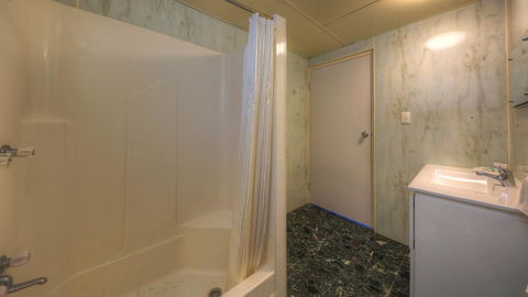 The Park Motel - Australia Accommodation 32