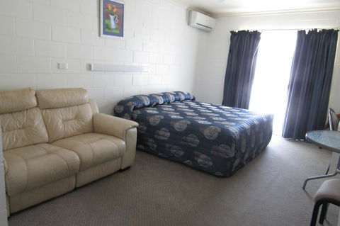 The Park Motel - Australia Accommodation 3