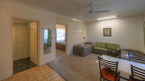 The Park Motel - Australia Accommodation 25
