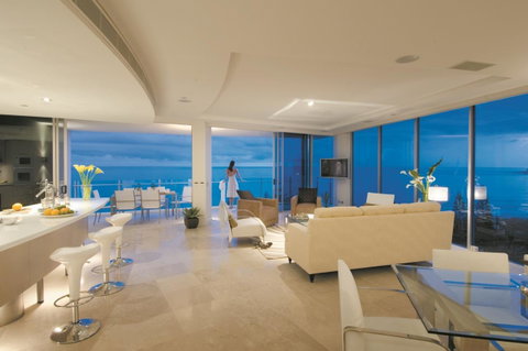 Oceans Mooloolaba - Australia Accommodation 0