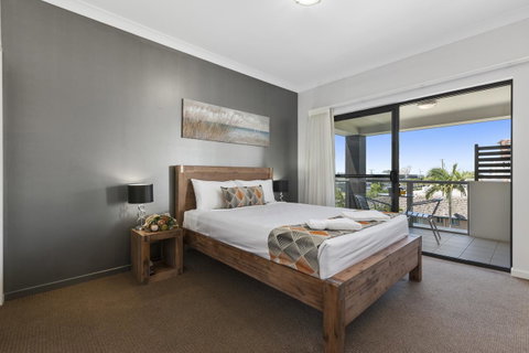 La Vida On Anzac - Australia Accommodation 26