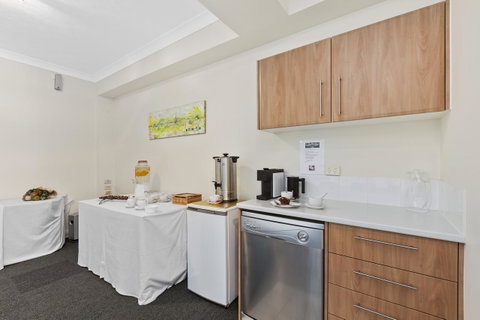 La Vida On Anzac - Australia Accommodation 15