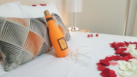 La Vida On Anzac - Australia Accommodation 35
