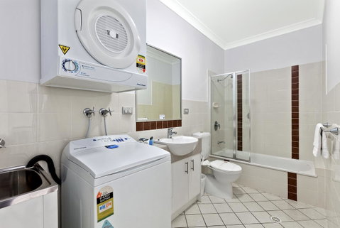 La Vida On Anzac - Australia Accommodation 30