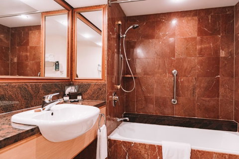 Pullman Cairns International - Australia Accommodation 17