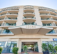 Central Cosmo Apartment Hotel - Australia Accommodation