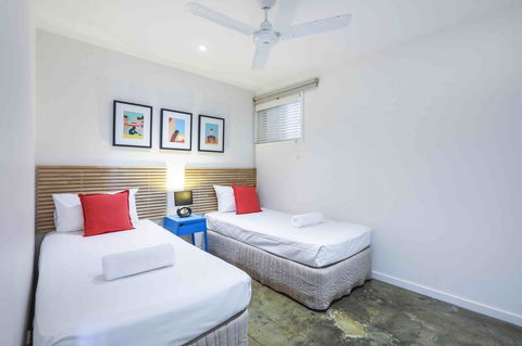 Sandbox Apartments - Australia Accommodation 9