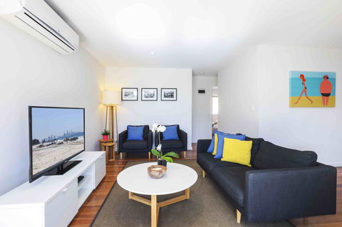 Sandbox Apartments - Australia Accommodation 24