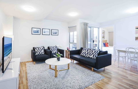 Sandbox Apartments - Australia Accommodation 12