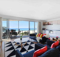 Sandbox Luxury Beach Front Apartments - Australia Accommodation