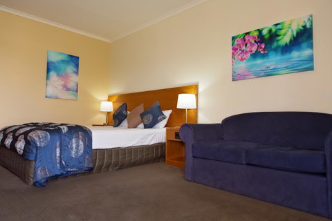 White Lace Motor Inn - Australia Accommodation 23