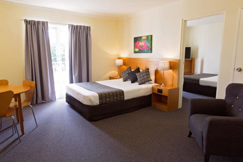 White Lace Motor Inn - Australia Accommodation 18