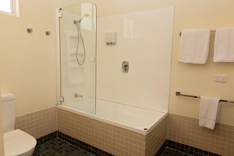 White Lace Motor Inn - Australia Accommodation 12