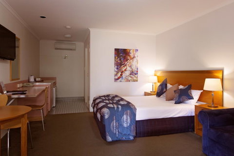 White Lace Motor Inn - Australia Accommodation 24