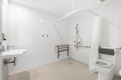 Essence Suites Taringa - Australia Accommodation 20