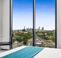 Essence Suites Taringa - Australia Accommodation