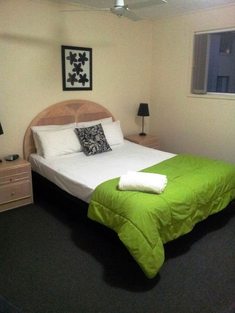 Champelli Palms Apartments - Australia Accommodation 19