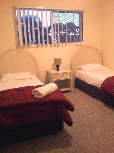 Champelli Palms Apartments - Australia Accommodation 20