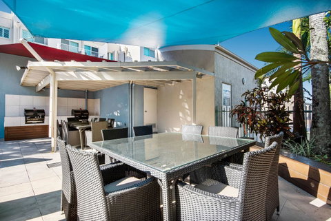 Sailport Mooloolaba Apartments - Australia Accommodation 9