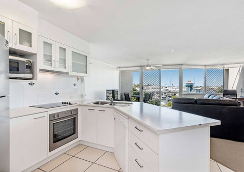 Sailport Mooloolaba Apartments - Australia Accommodation 12