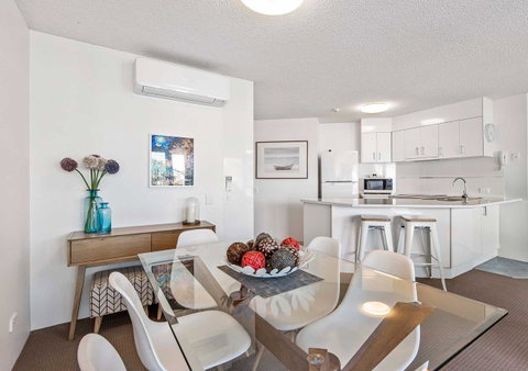 Sailport Mooloolaba Apartments - Australia Accommodation 24