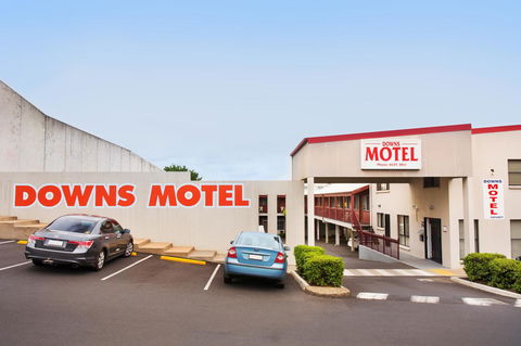 Downs Motel - Australia Accommodation 24