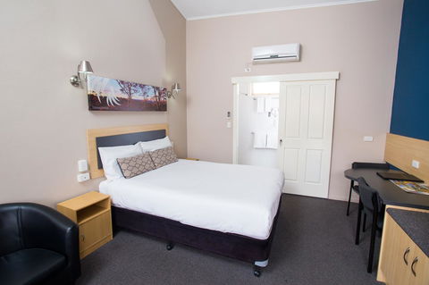 Downs Motel - Australia Accommodation 16