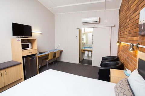 Downs Motel - Australia Accommodation 27